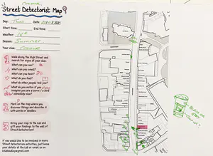 Shop fronts are mostly reds and blues - 230720 Erica.JPG